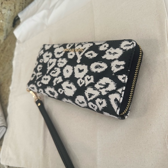 New MICHAEL MICHAEL KORS Large Logo Continental black / ivory - Picture 4 of 8